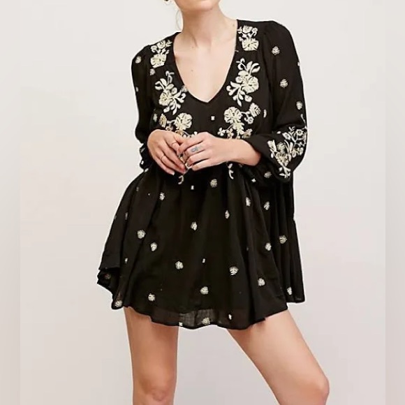 Free People Sweet Tennessee Mini Swing Dress-Size Medium-Black - Picture 4 of 11